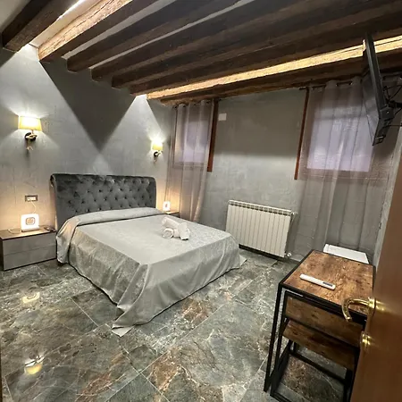 Rainbow Biennale Affittacamere Venezia