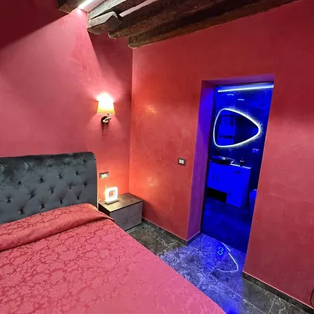 Rainbow Biennale 3* Venedig