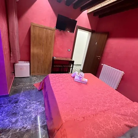 Rainbow Biennale Venetië